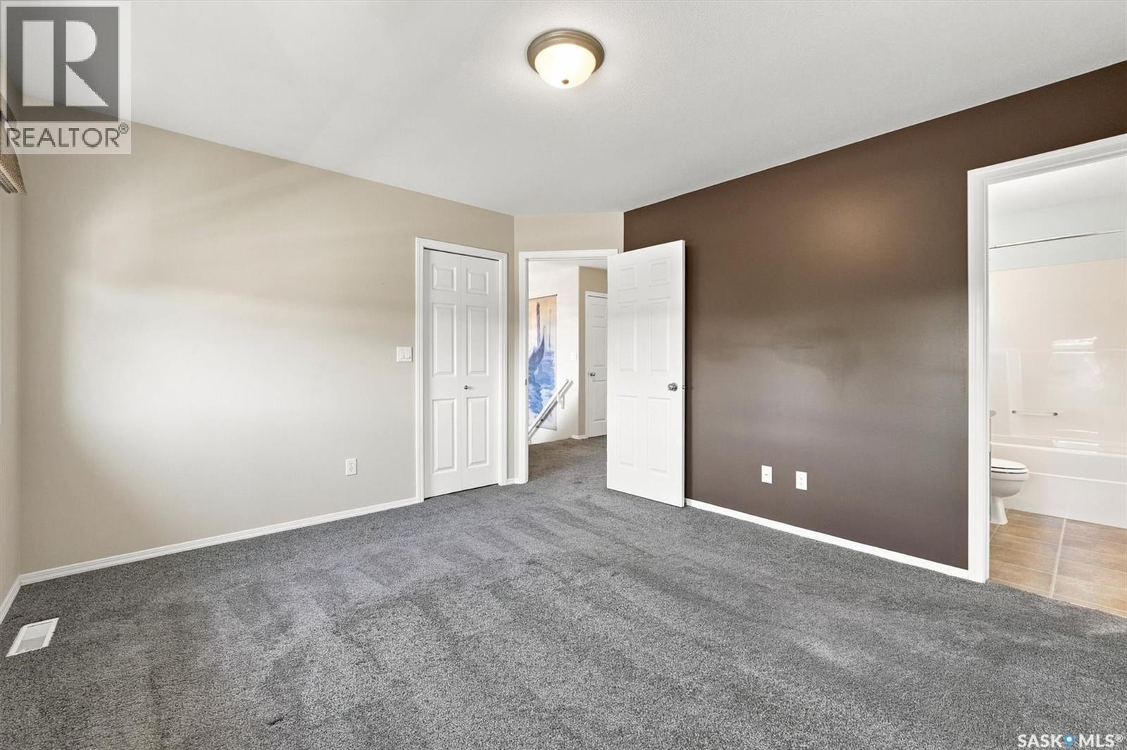 911 Maguire Crescent, Saskatoon, SK - Indoor
