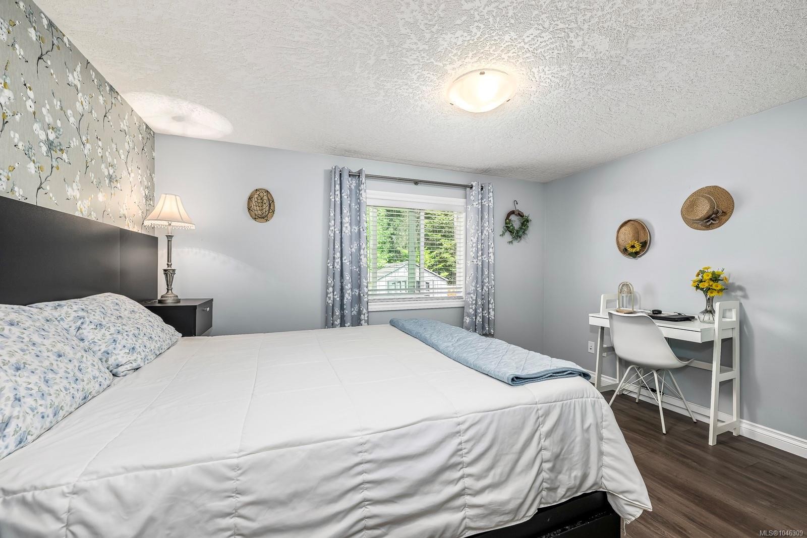 2140 Stadacona Dr, Comox, BC