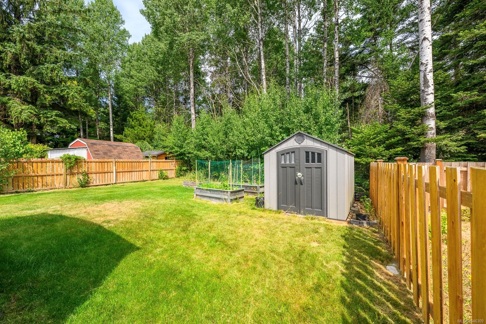 2140 Stadacona Dr, Comox, BC