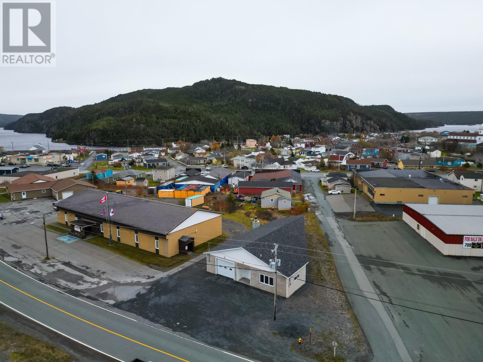 21 Veterans Way, Placentia, NL