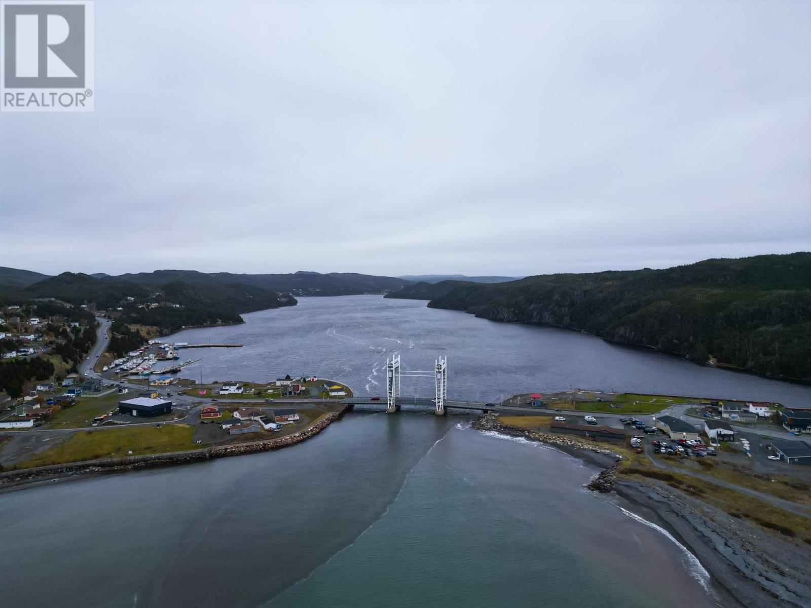 21 Veterans Way, Placentia, NL