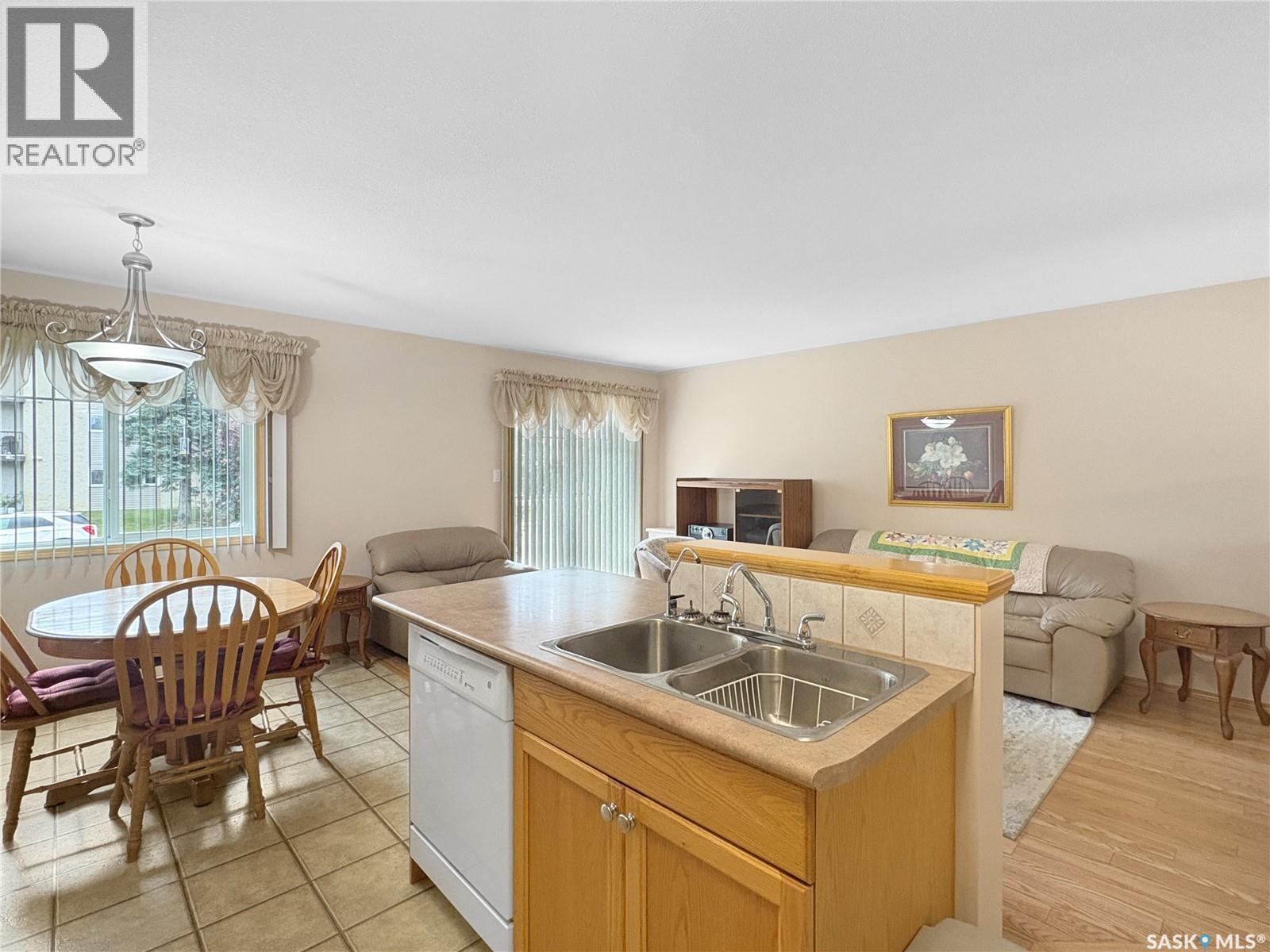 Unit 5 2321 Kildeer Drive, North Battleford, SK - Indoor