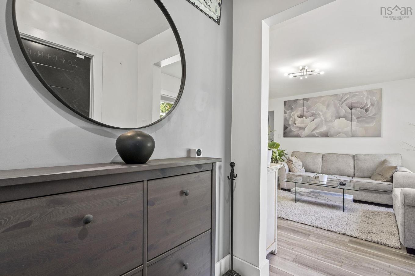 2 Hilltop Terrace, Dartmouth, NS - Indoor