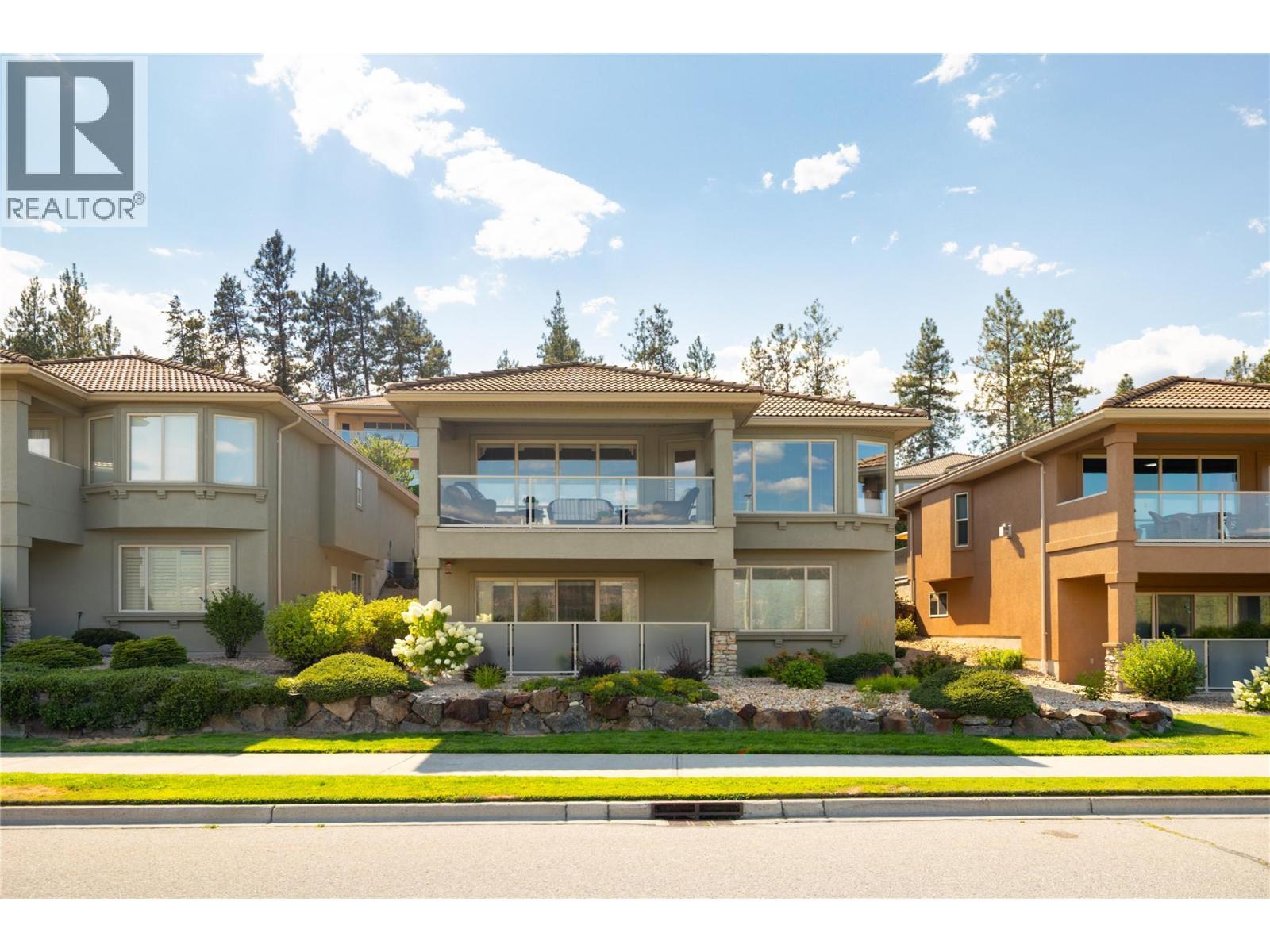 2455 Quail Ridge Boulevard Unit# 111, Kelowna, BC - Outdoor With Facade