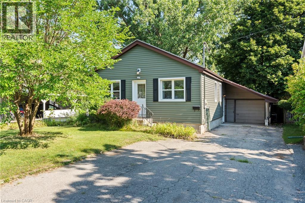 123 Morton Avenue, Brantford, ON - Outdoor