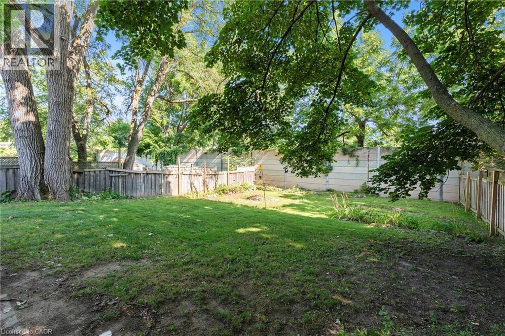 123 Morton Avenue, Brantford, ON - Outdoor