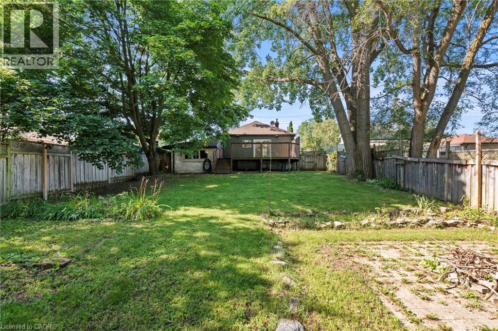 123 Morton Avenue, Brantford, ON - Outdoor With Backyard
