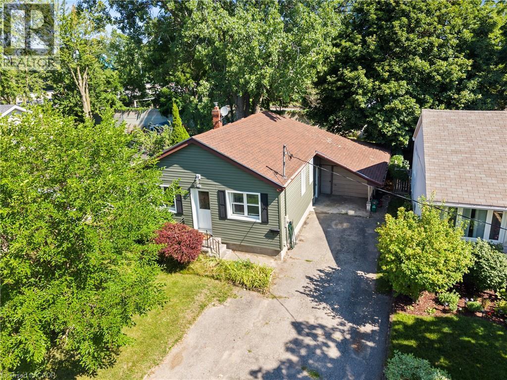 123 Morton Avenue, Brantford, ON - Outdoor