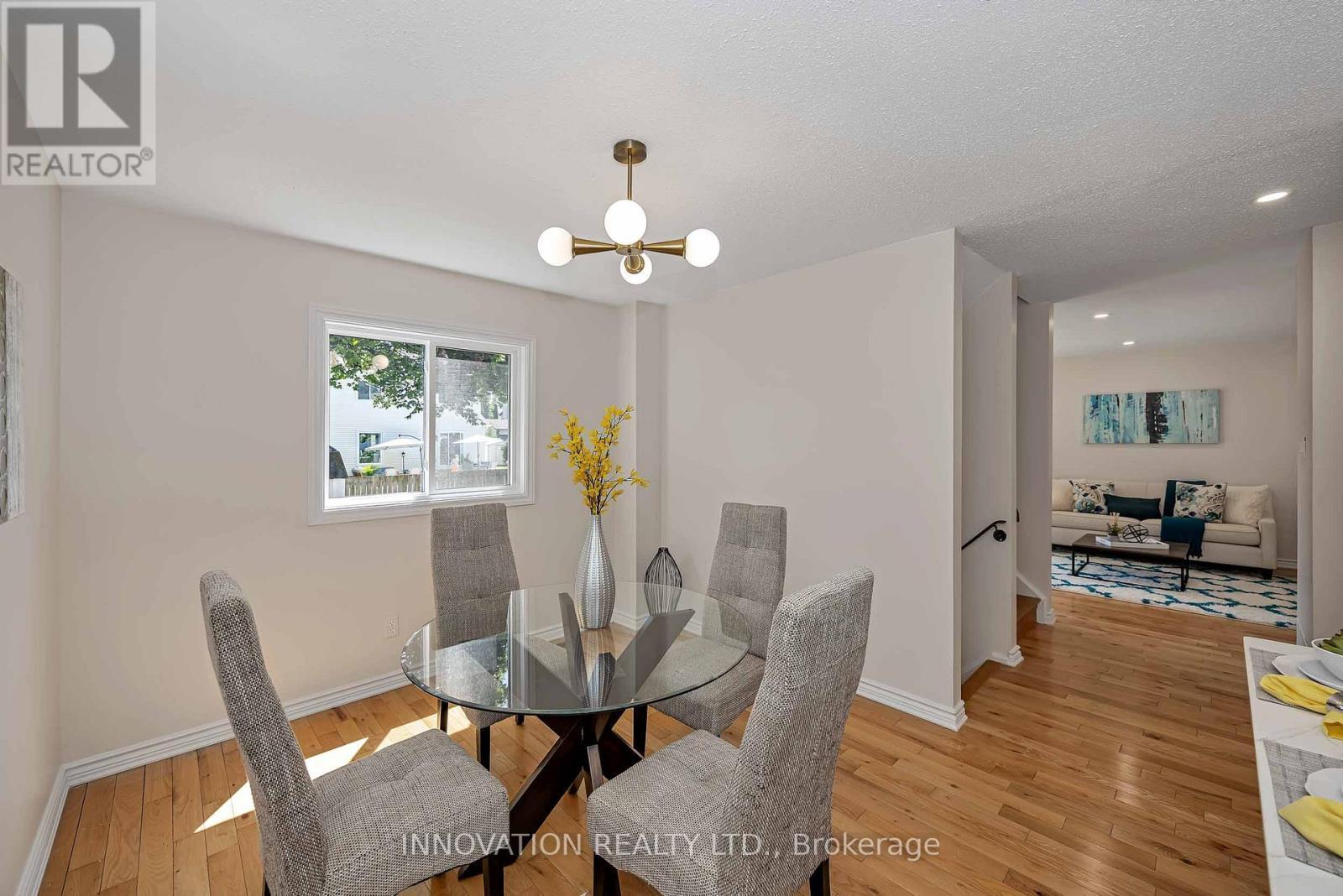 33 Exeter Drive, Ottawa, ON - Indoor Photo Showing Dining Room