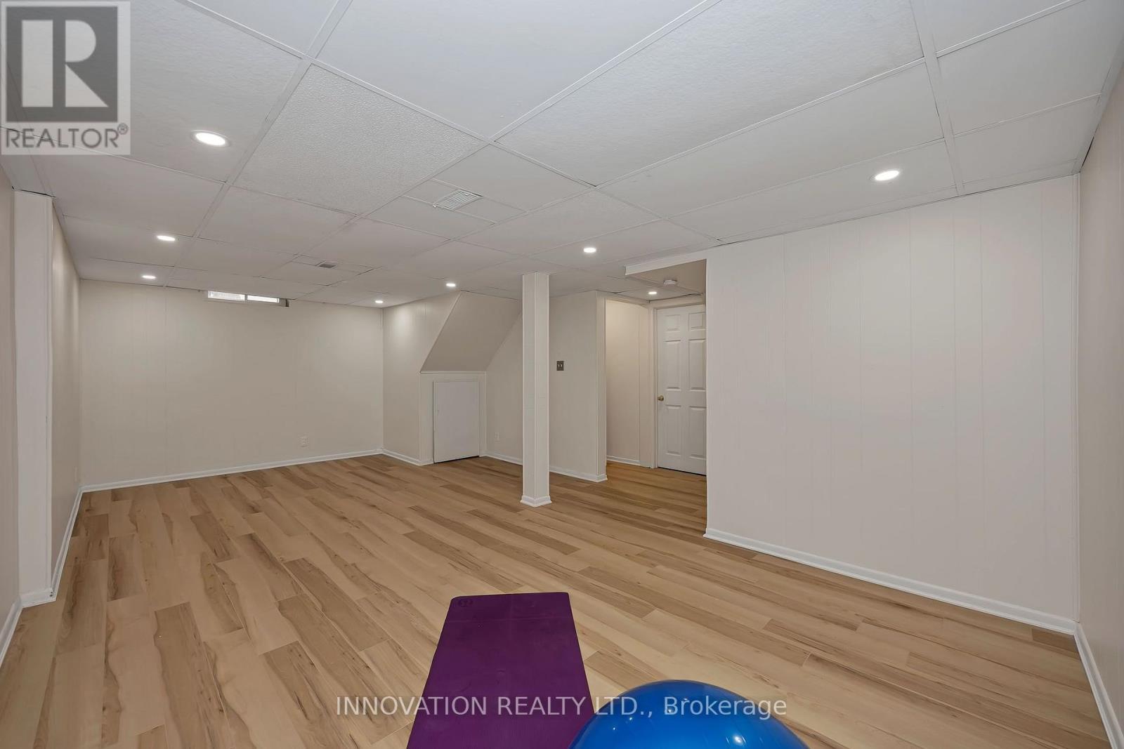 33 Exeter Drive, Ottawa, ON - Indoor Photo Showing Other Room