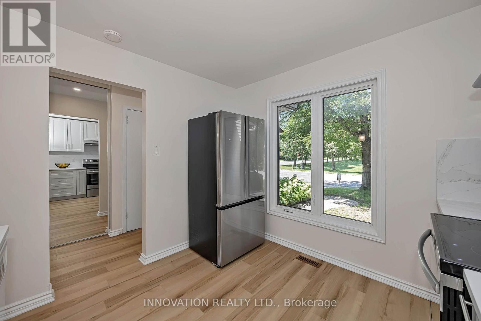 33 Exeter Drive, Ottawa, ON - Indoor