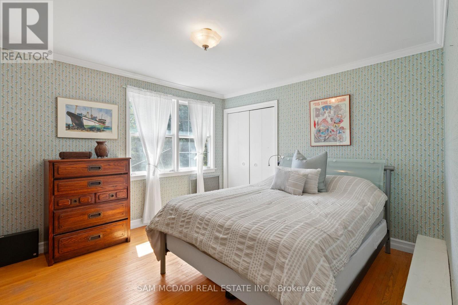 865 Meadow Wood Road, Mississauga, ON - Indoor Photo Showing Bedroom