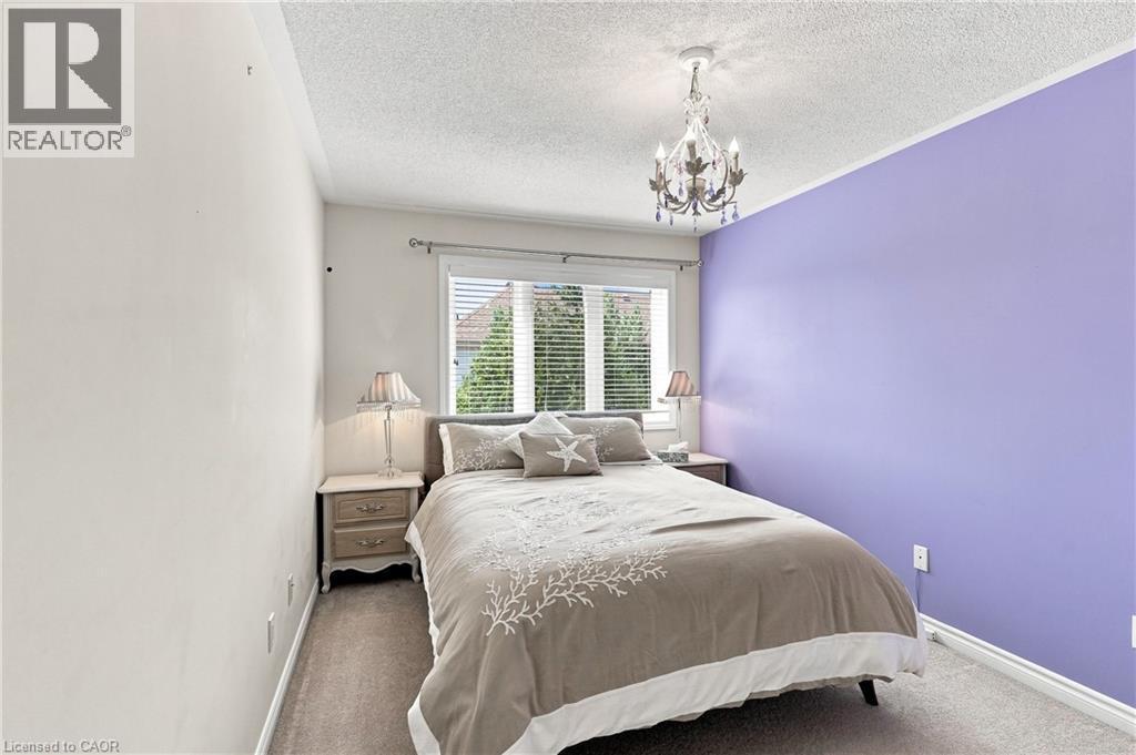 1050 Ryckman Common, Burlington, ON - Indoor Photo Showing Bedroom