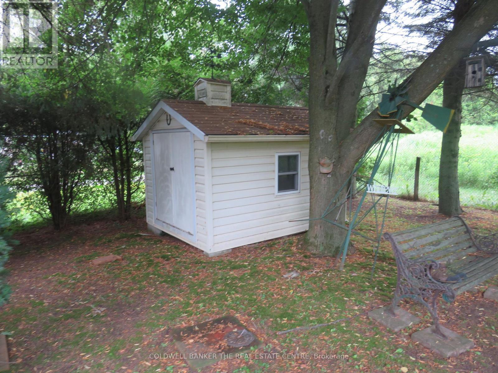 Garden Shed - 5471 8Th Line, Essa, ON - Outdoor