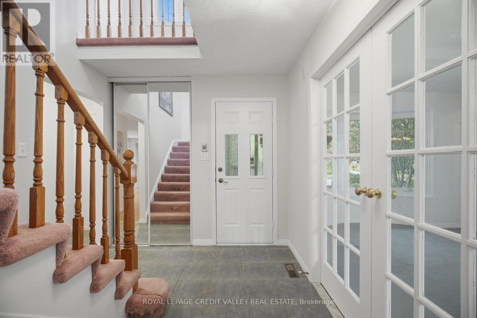 49 Sutter Avenue, Brampton, ON - Indoor Photo Showing Other Room