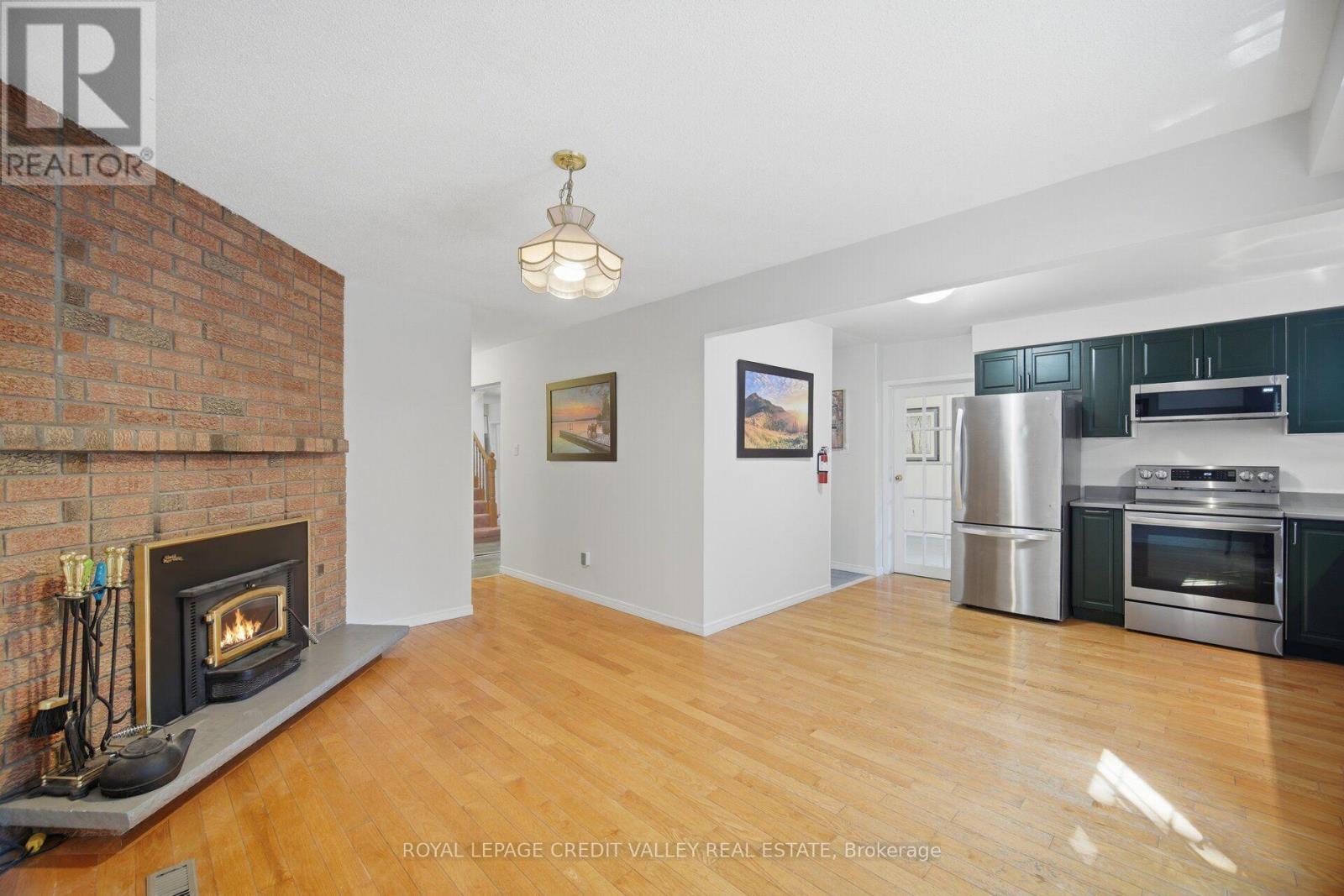 49 Sutter Avenue, Brampton, ON - Indoor With Fireplace