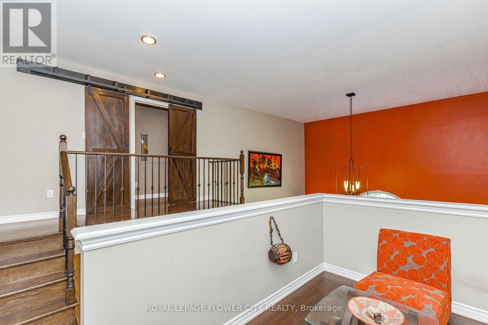 944 O'Reilly Crescent, Shelburne, ON - Indoor Photo Showing Other Room