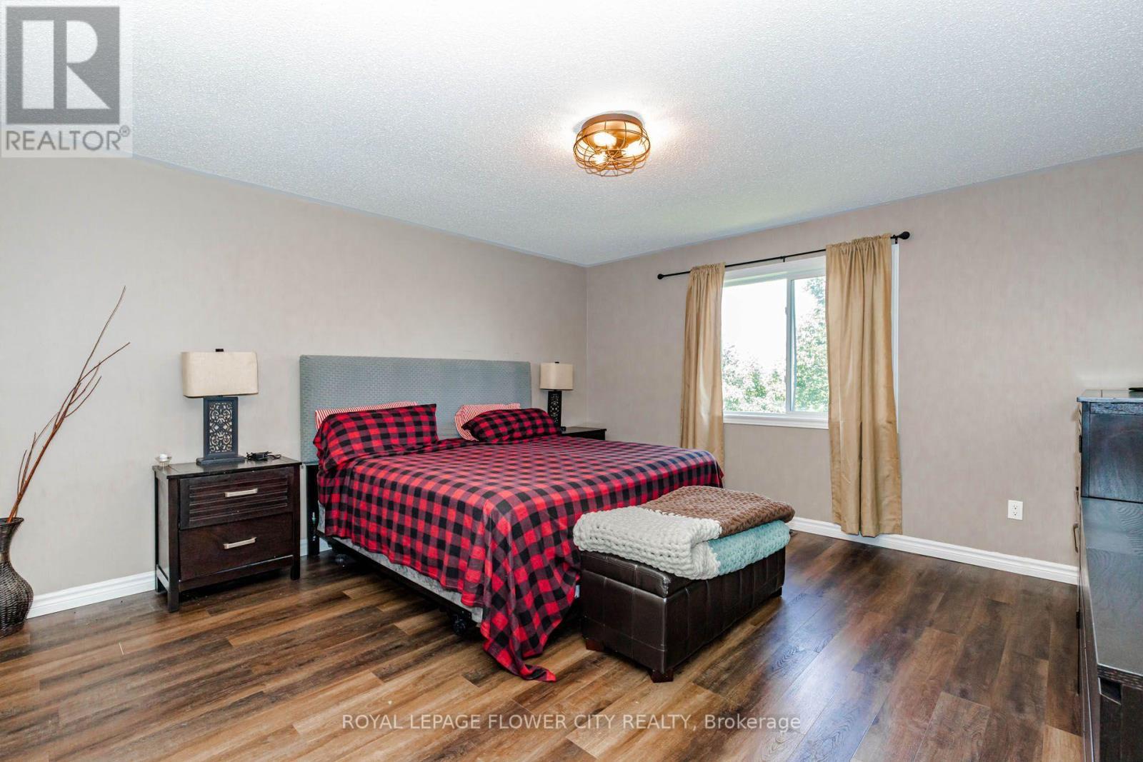944 O'Reilly Crescent, Shelburne, ON - Indoor Photo Showing Bedroom