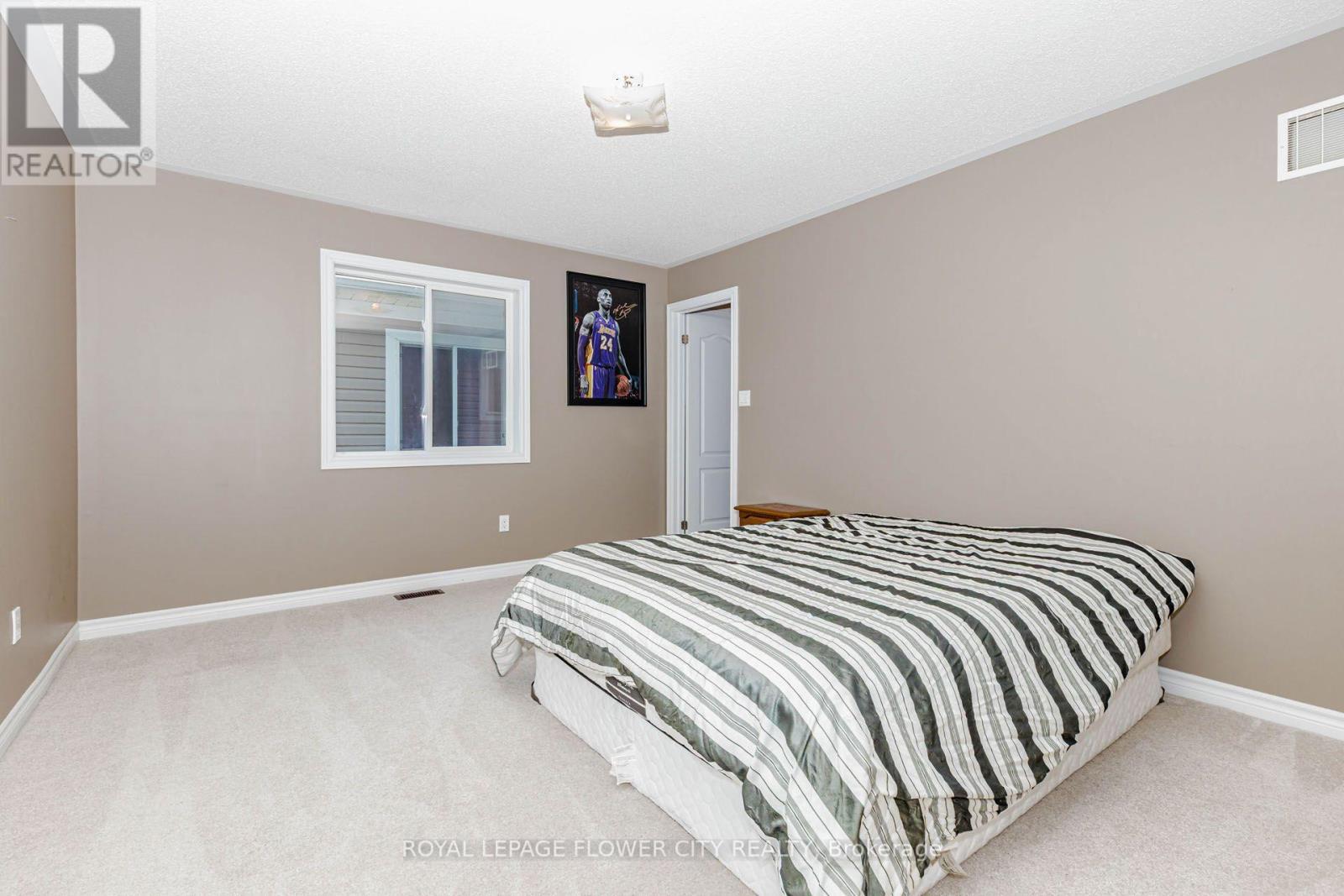 944 O'Reilly Crescent, Shelburne, ON - Indoor Photo Showing Bedroom