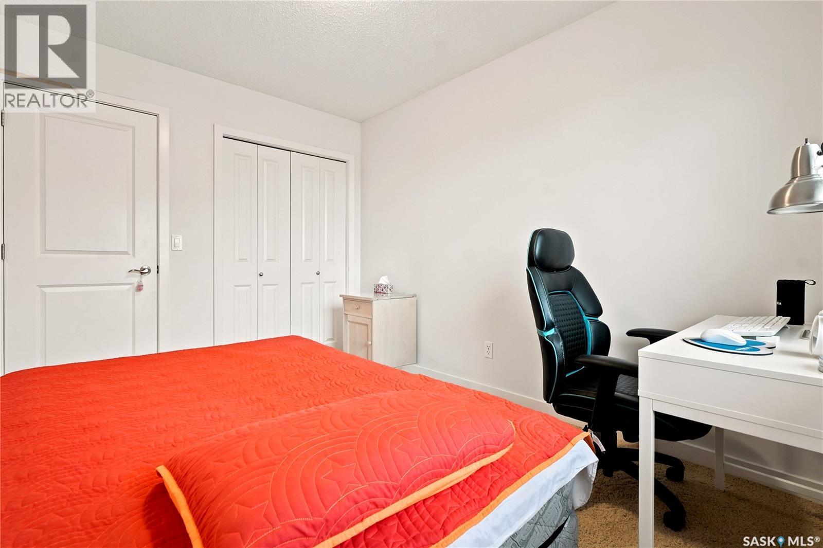 102 410 Ledingham Way, Saskatoon, SK - Indoor Photo Showing Bedroom
