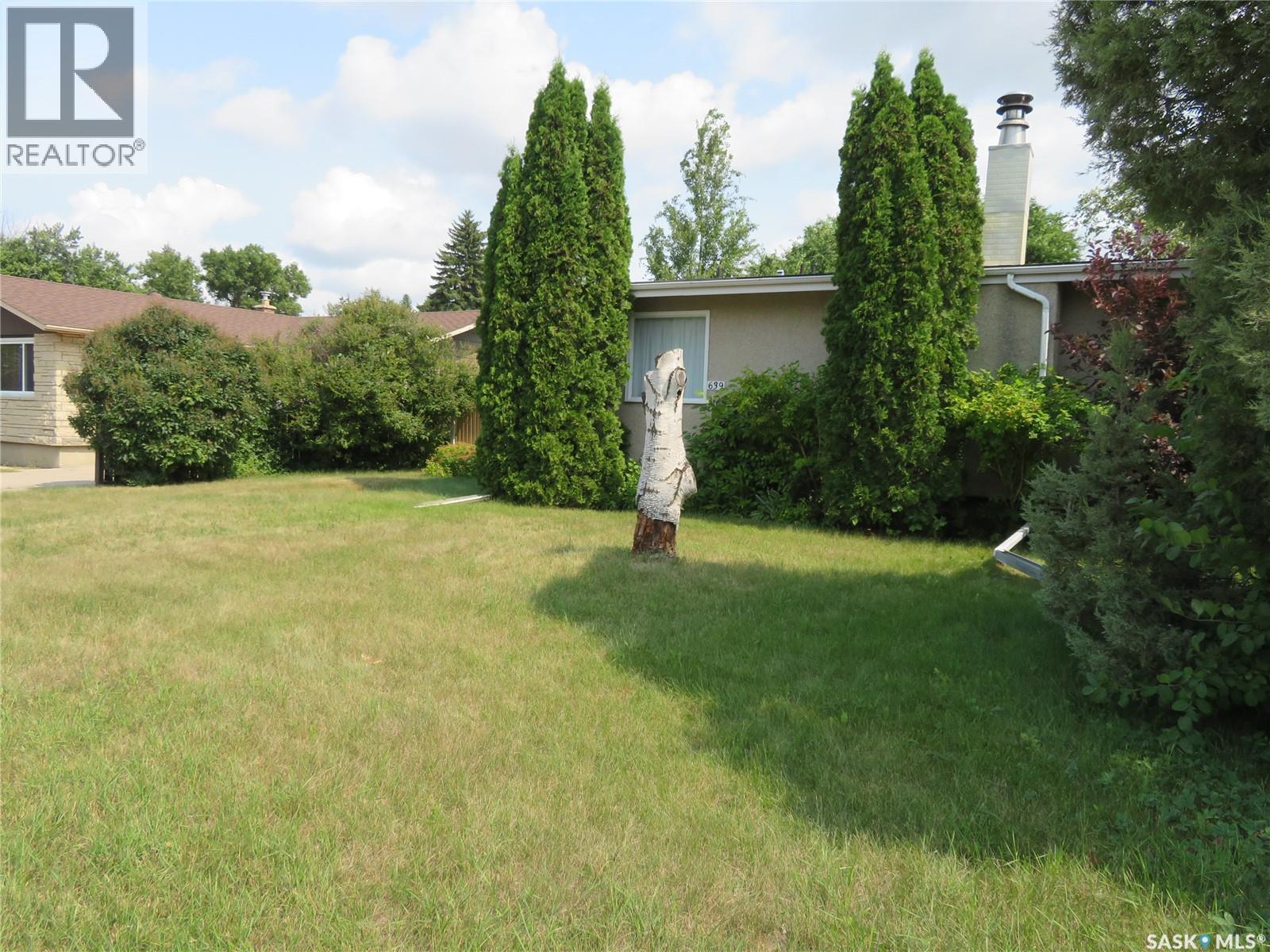 639 Acadia Drive, Saskatoon, SK - Outdoor