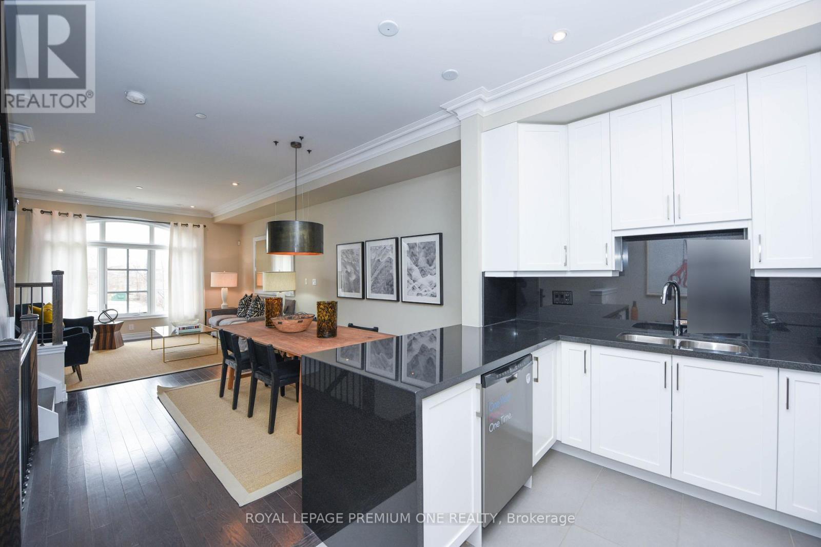 6A Acorn Avenue, Toronto, ON - Indoor Photo Showing Kitchen With Double Sink