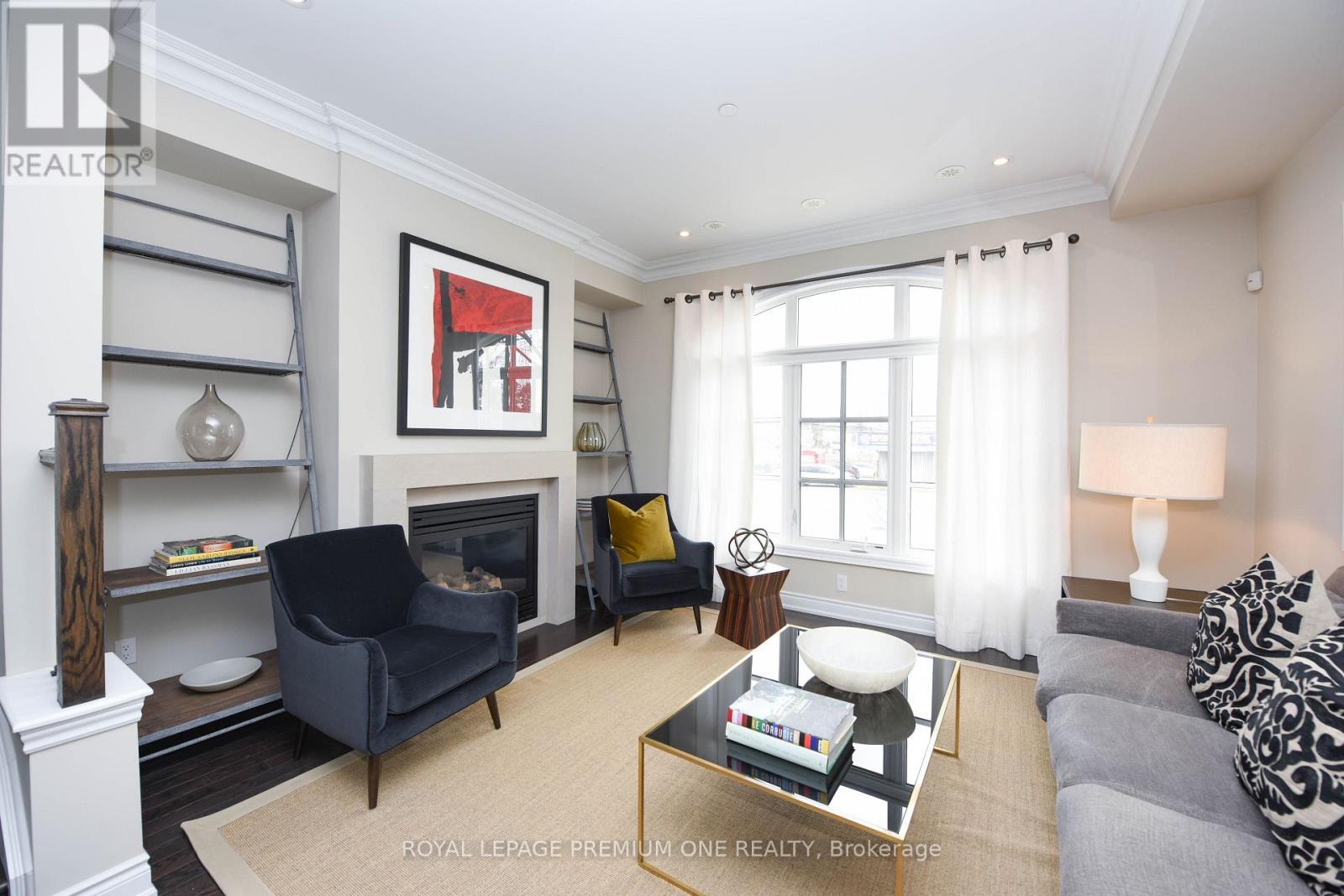 6A Acorn Avenue, Toronto, ON - Indoor Photo Showing Living Room With Fireplace