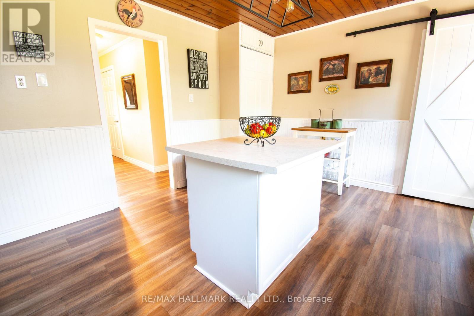 175 Concession 2 Road, Brock, ON - Indoor Photo Showing Kitchen