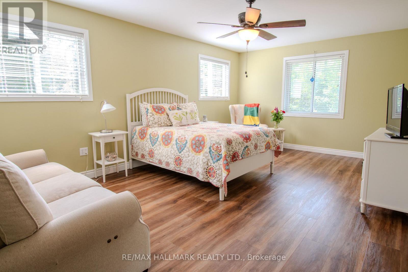175 Concession 2 Road, Brock, ON - Indoor Photo Showing Bedroom