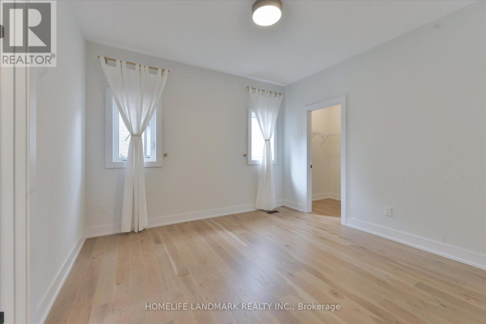 R 4 - 108 Pine Hill Crescent E, Aurora, ON - Indoor Photo Showing Other Room