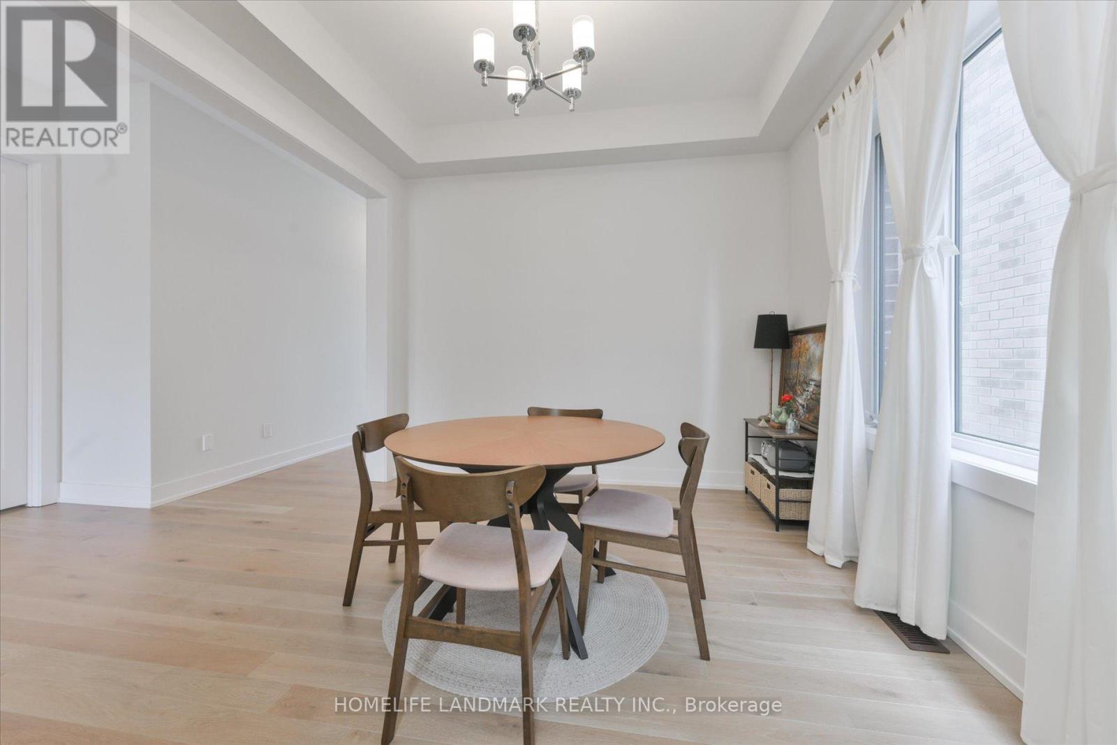 Dining - 108 Pine Hill Crescent E, Aurora, ON - Indoor Photo Showing Dining Room