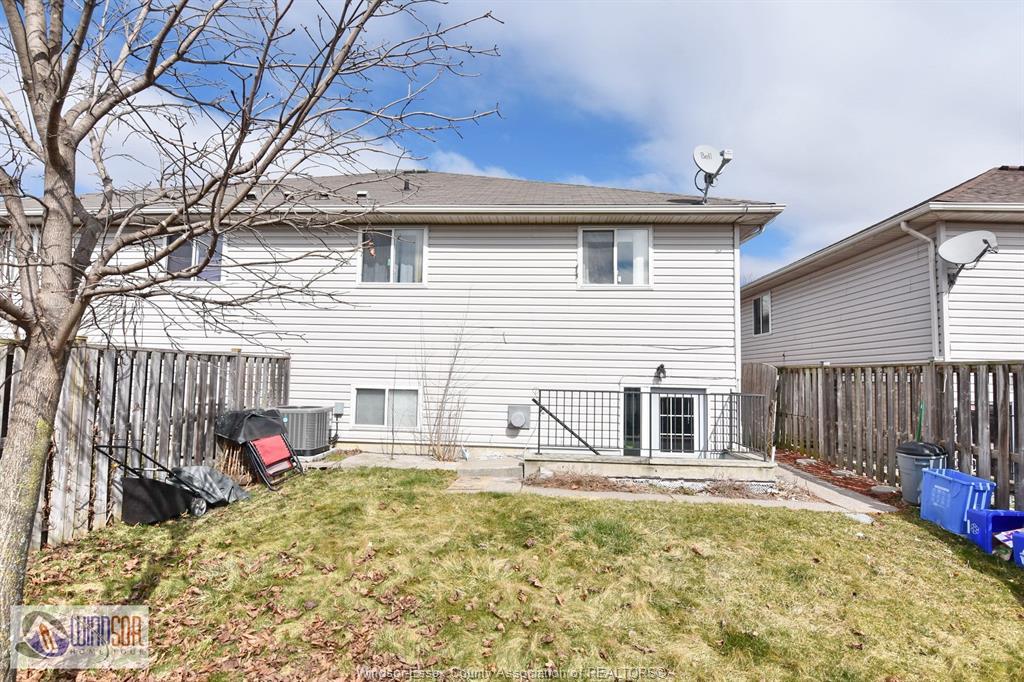 Upper-1003 Silverdale, Windsor, ON