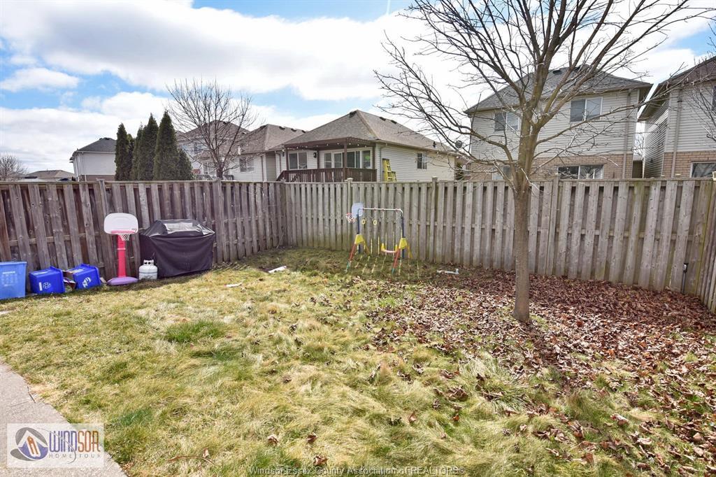 Upper-1003 Silverdale, Windsor, ON