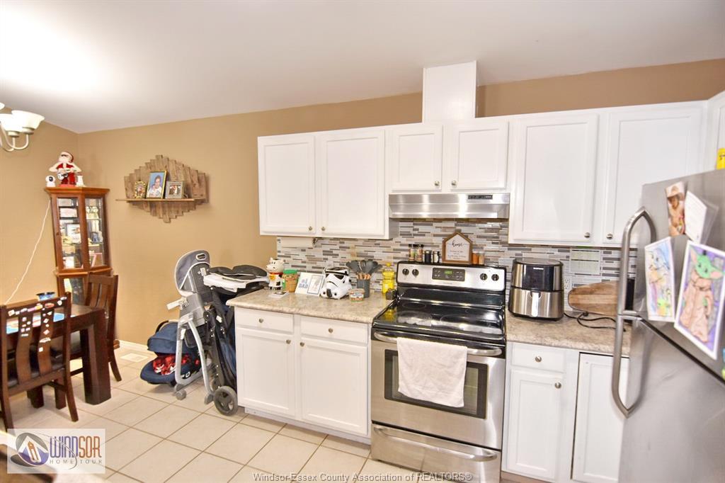 Upper-1003 Silverdale, Windsor, ON