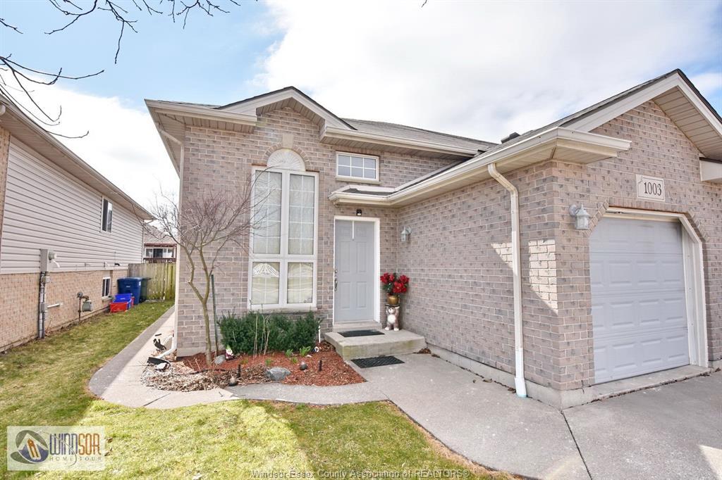 Upper-1003 Silverdale, Windsor, ON