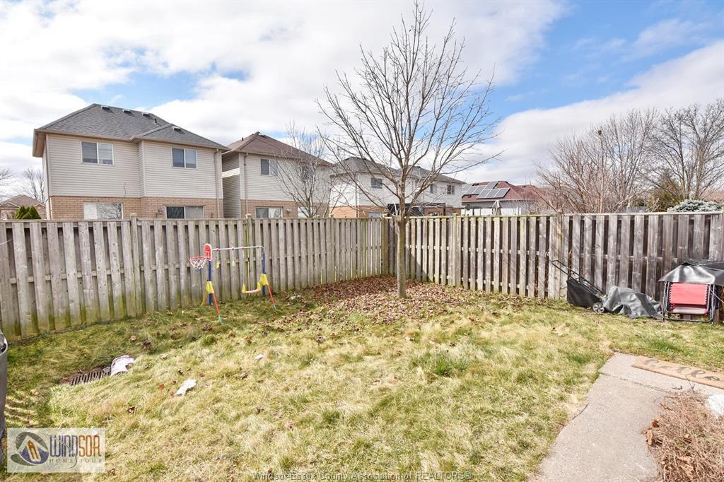 Upper-1003 Silverdale, Windsor, ON