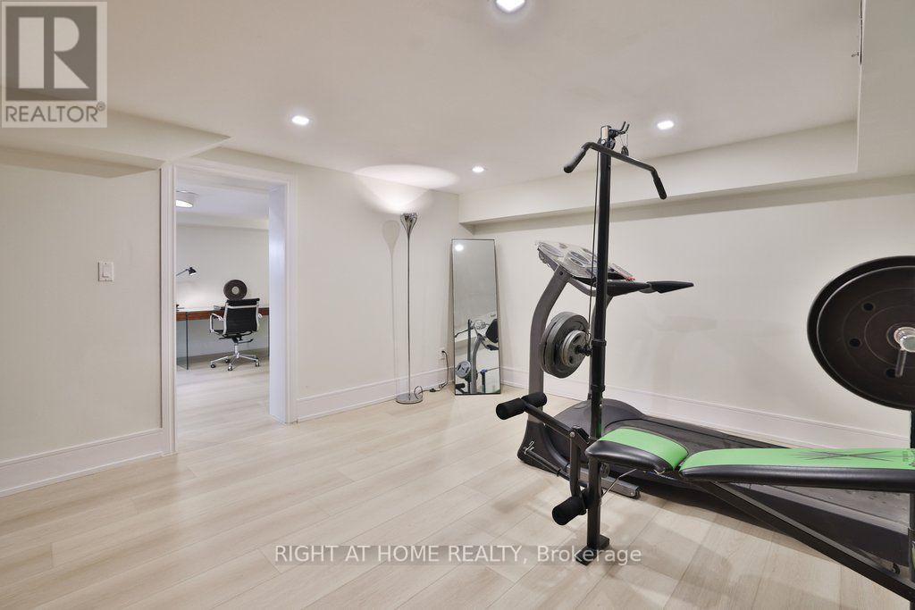 471 Country Club Crescent, Mississauga, ON - Indoor Photo Showing Gym Room