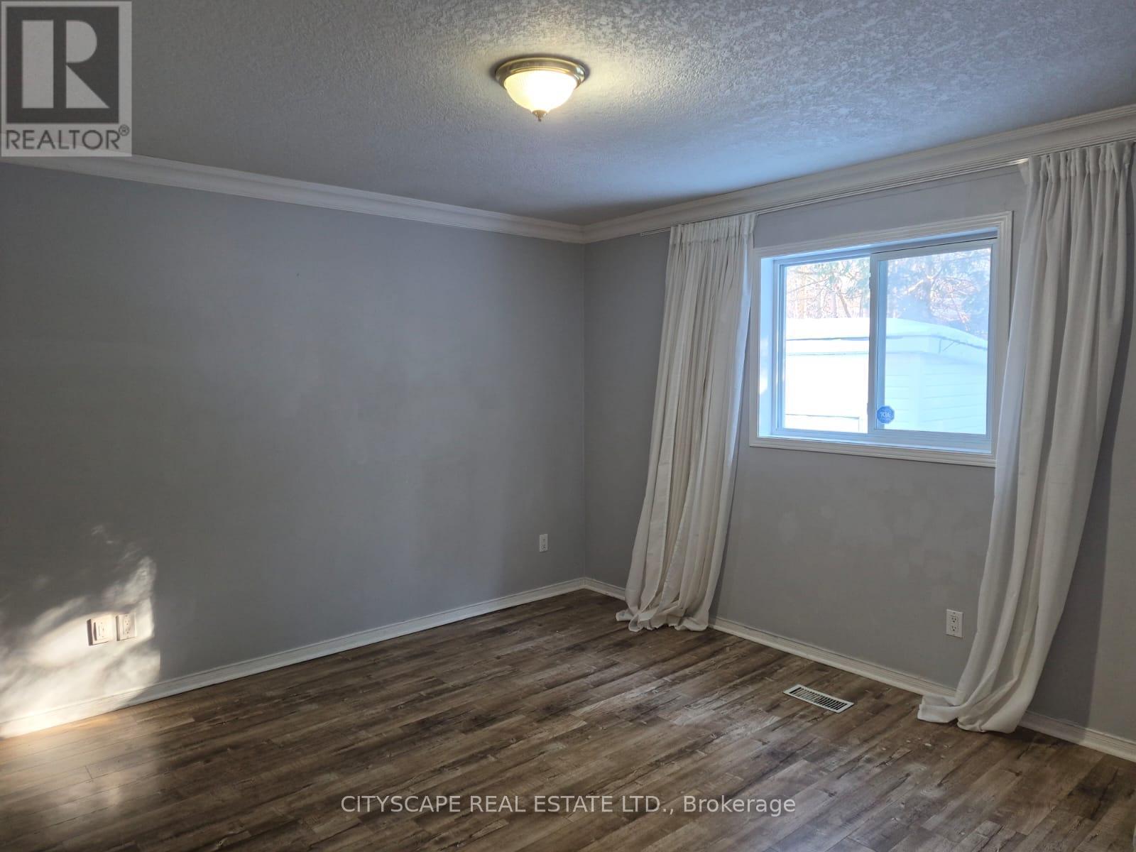 Primary bedroom - 60 Castlewood Place, Cambridge, ON - Indoor Photo Showing Other Room