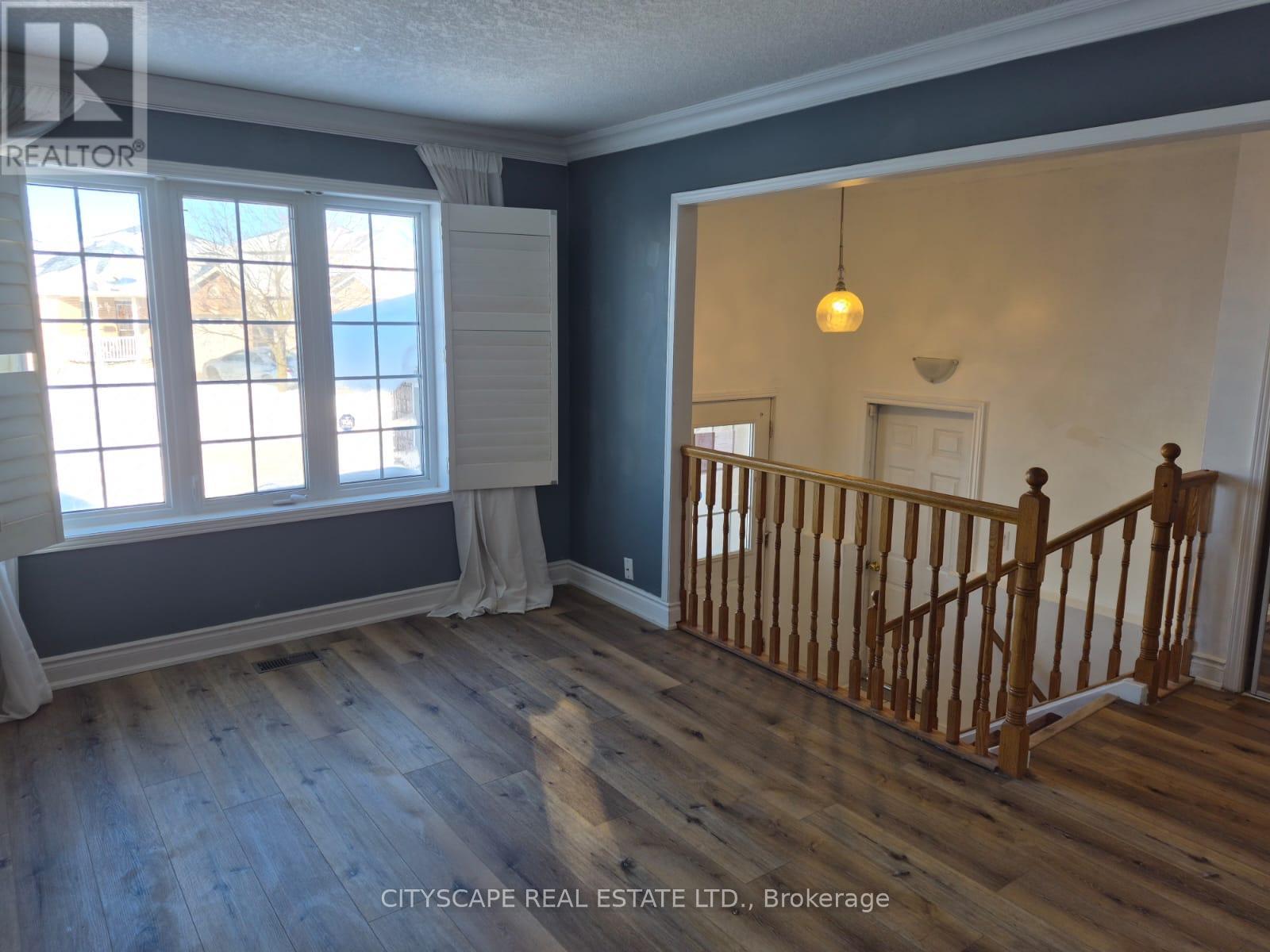 Living room - 60 Castlewood Place, Cambridge, ON - Indoor Photo Showing Other Room