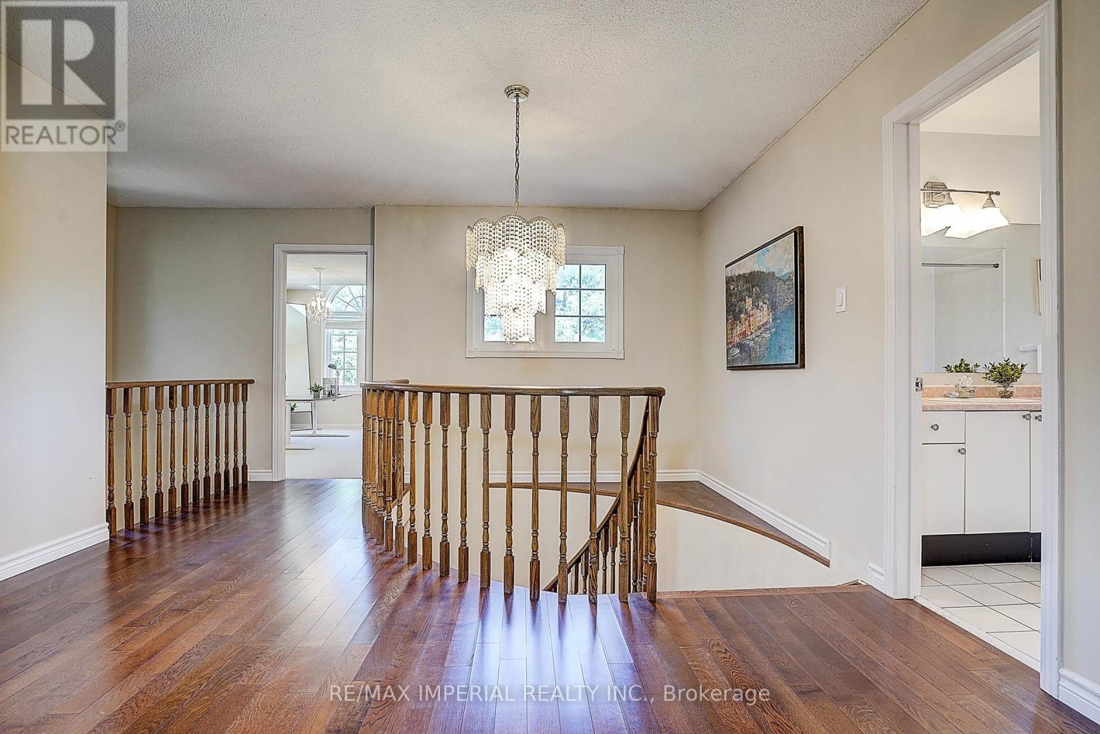 5337 Champlain Trail, Mississauga, ON - Indoor Photo Showing Other Room