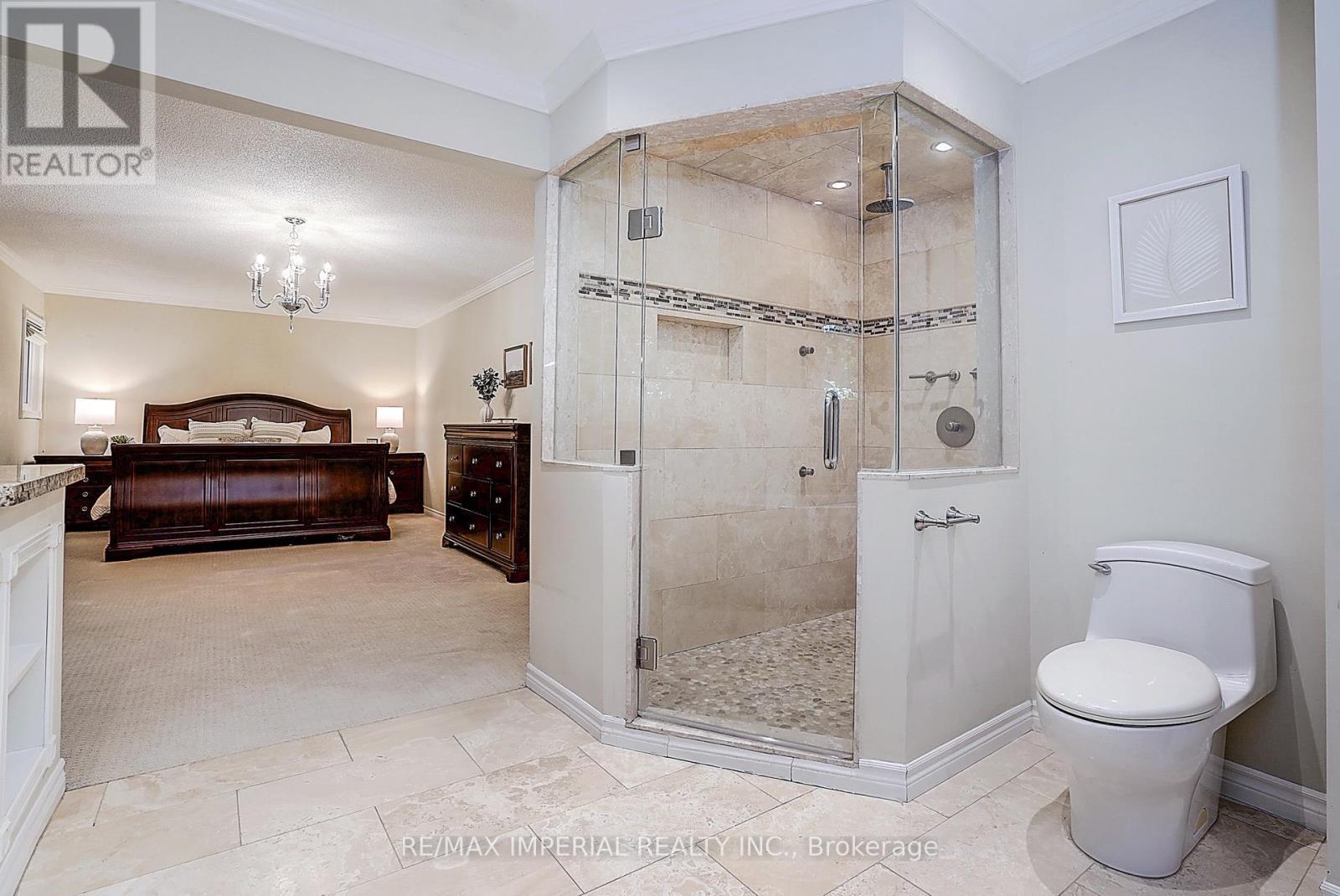 5337 Champlain Trail, Mississauga, ON - Indoor Photo Showing Bathroom