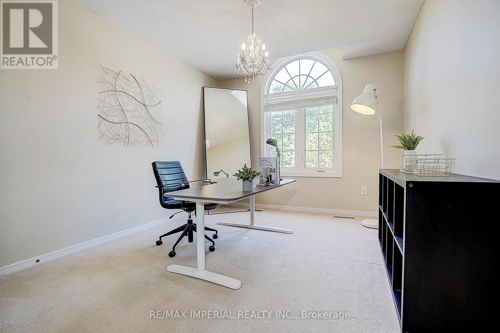 5337 Champlain Trail, Mississauga, ON - Indoor Photo Showing Office