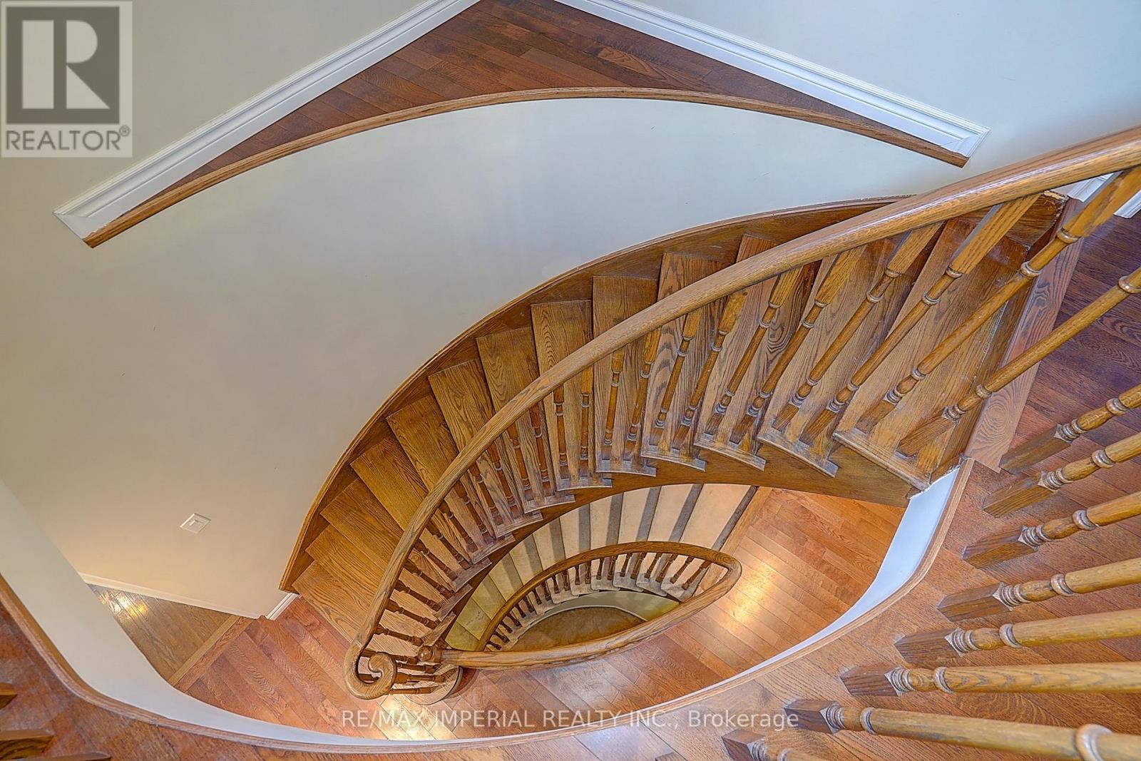 5337 Champlain Trail, Mississauga, ON - Indoor Photo Showing Other Room