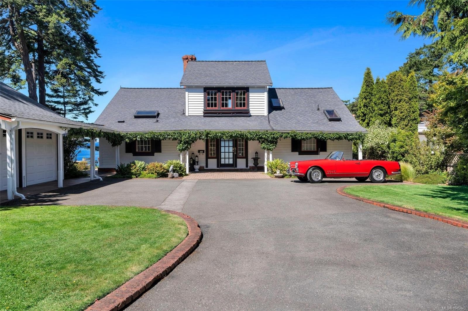 330 Plaskett Pl, Esquimalt, BC