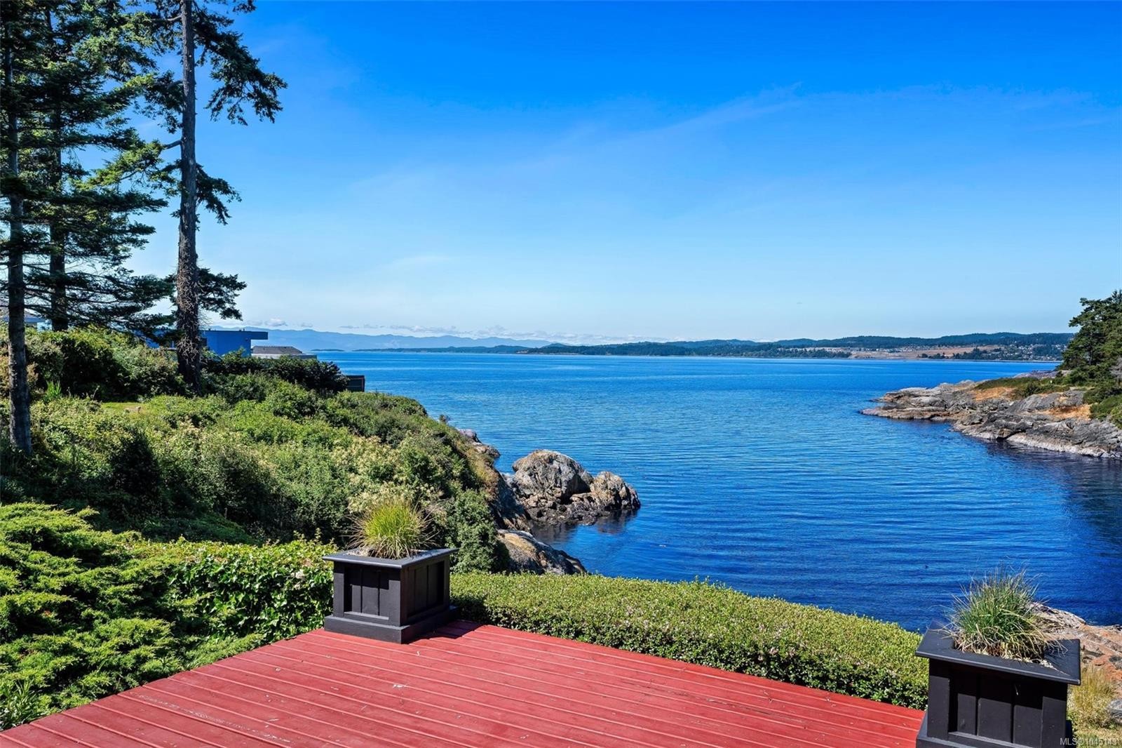 330 Plaskett Pl, Esquimalt, BC