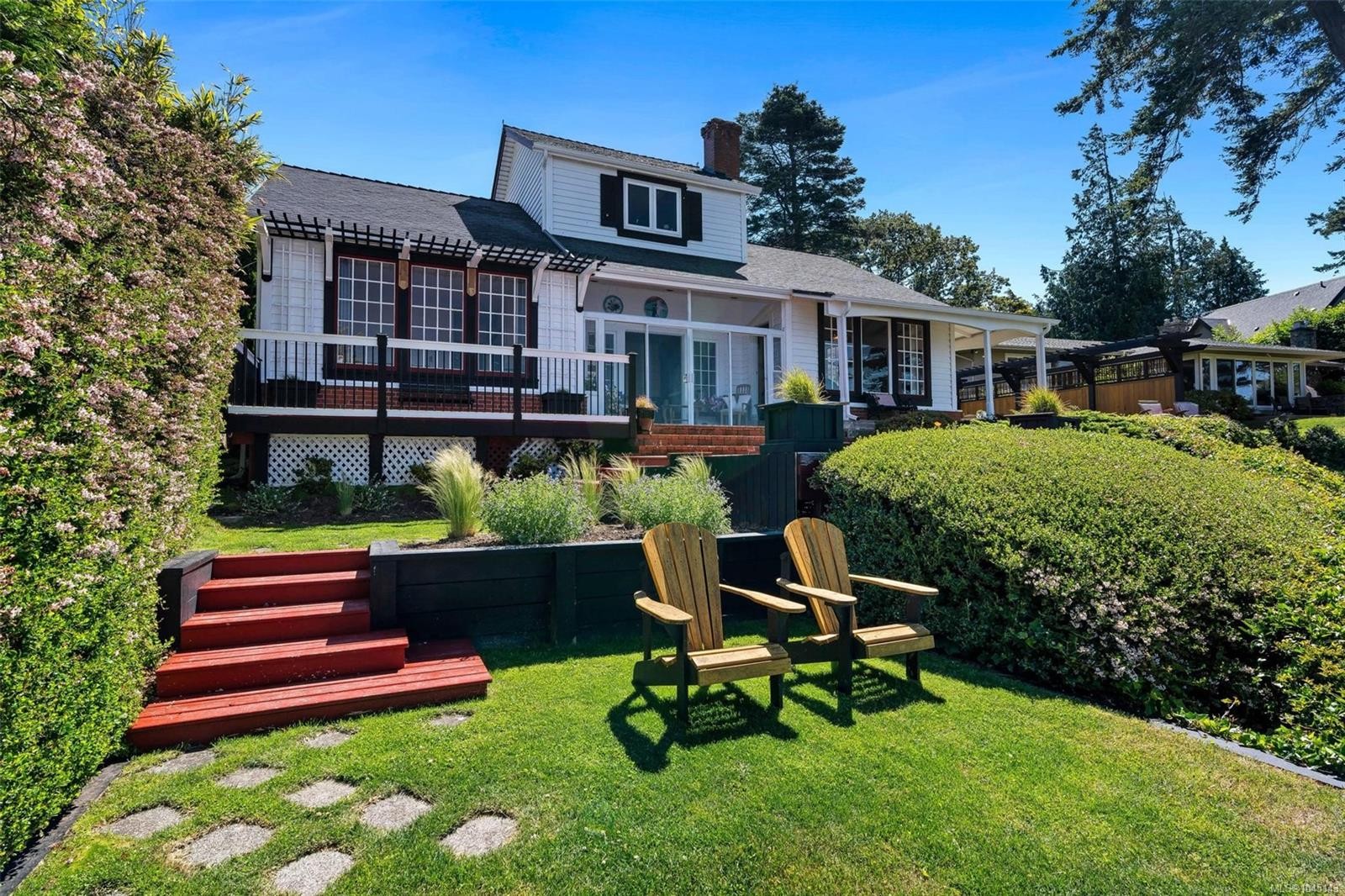 330 Plaskett Pl, Esquimalt, BC