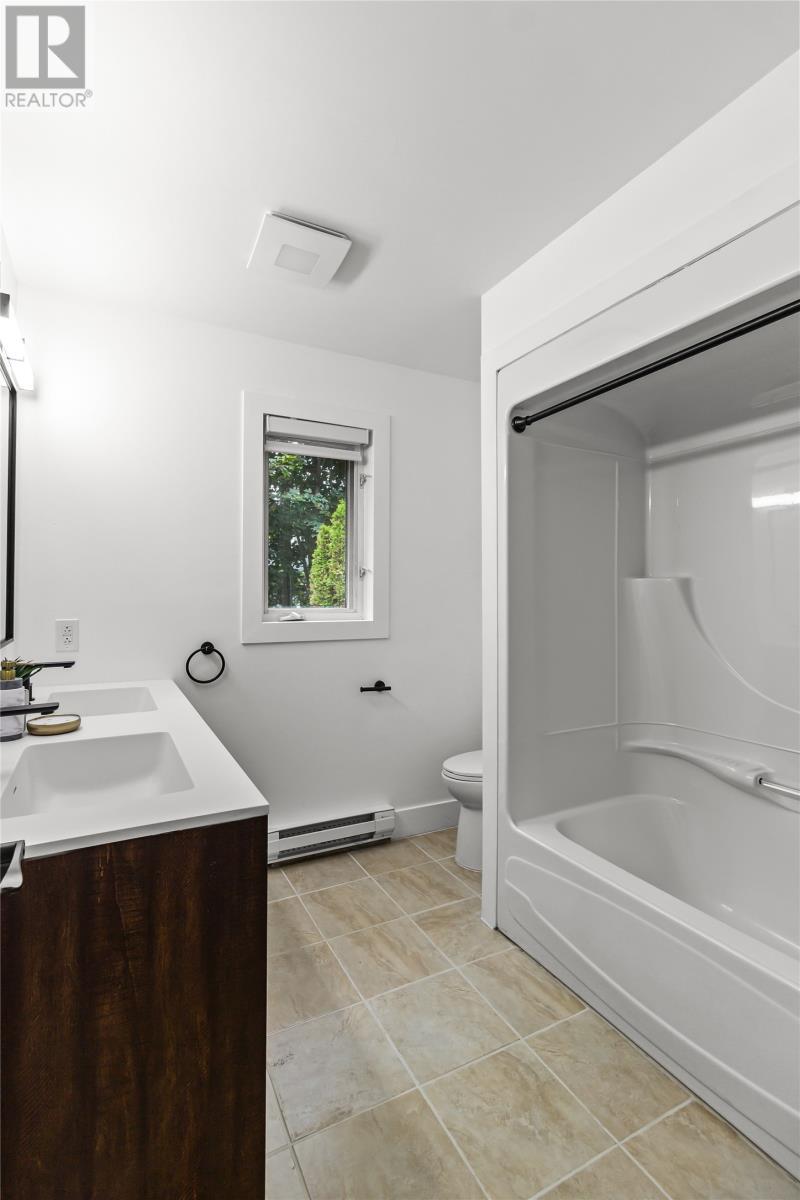 77 Penney Crescent, St John'S, NL - Indoor Photo Showing Bathroom