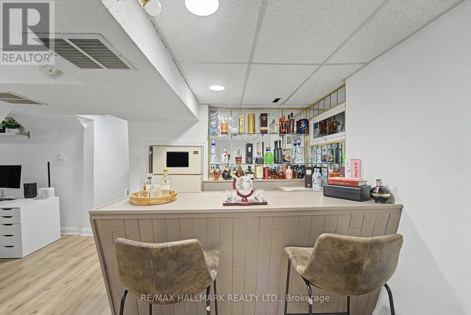 Wet Bar in bsmt - 117 Clappison Boulevard, Toronto, ON - Indoor