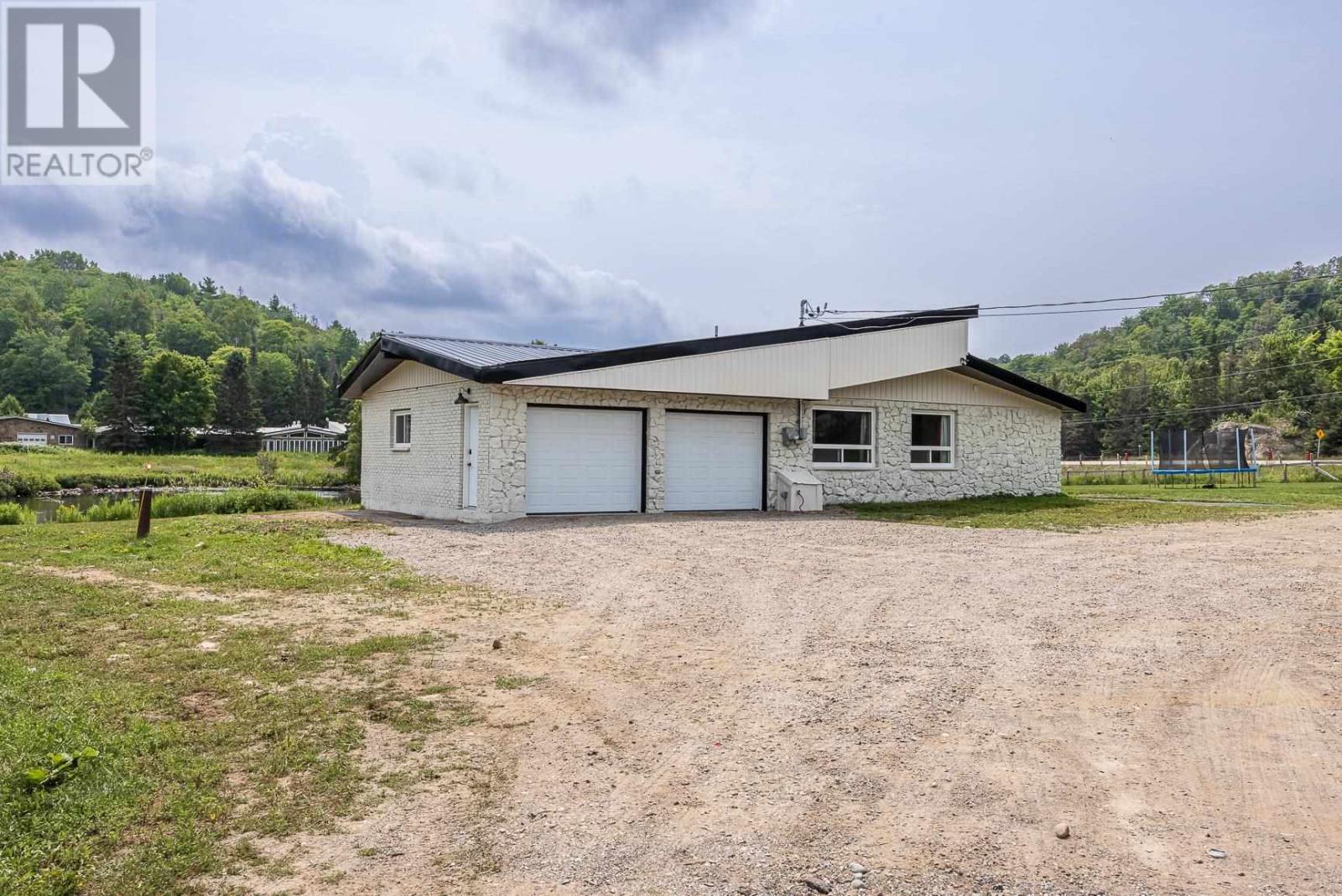 264 Macintyre Rd, Sault Ste. Marie, ON - Outdoor