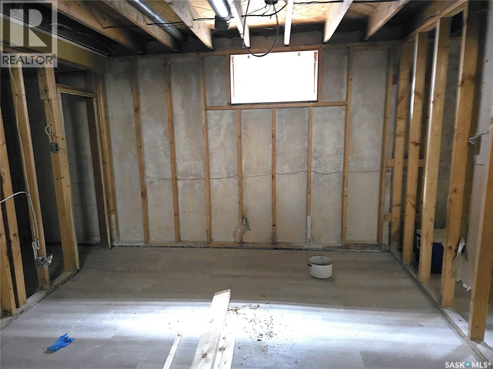 1939 Quebec Street, Regina, SK - Indoor Photo Showing Basement